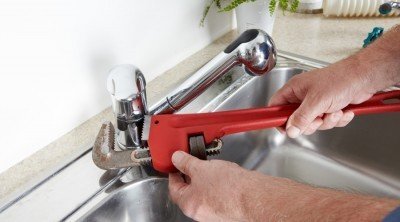Lekkage opsporen: kosten en alles wat je moet weten over lekdetectie. Lekkage opsporen: kosten en alles wat je moet weten over lekdetectie.